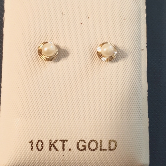 Jewelry 14k Yellow Gold Pearl Earrings Poshmark